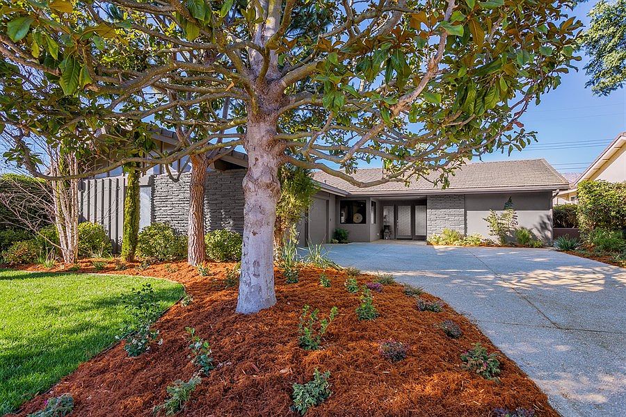 1st image of 1282 Bel Air Dr