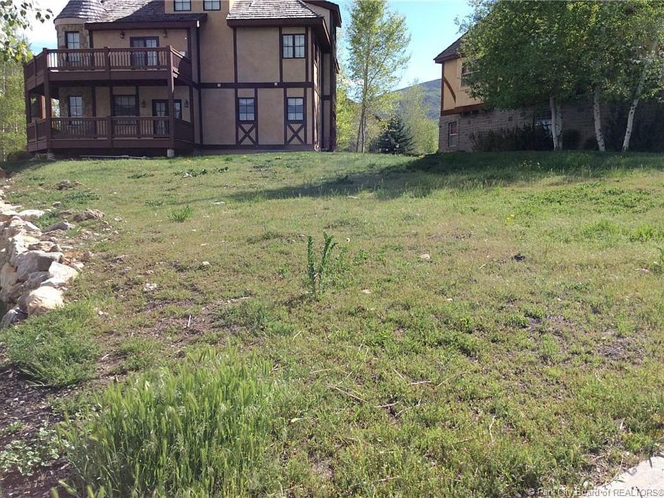 2nd image of 735 W Cari Ln