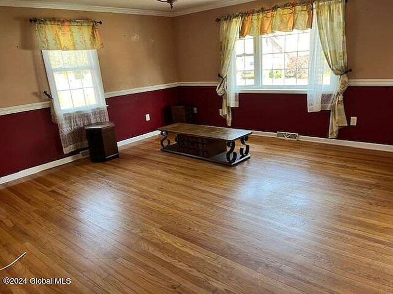 3rd image of 139 Miles Standish Road