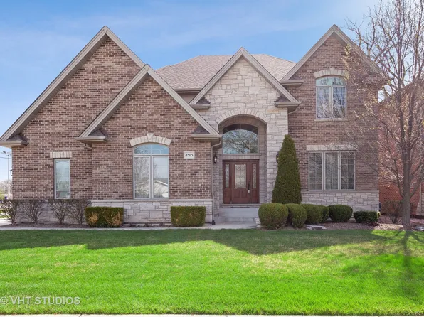 8505 Meade Ave, Burbank, IL 60459