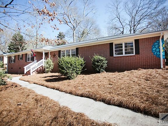 3rd image of 165 Terrell Dr