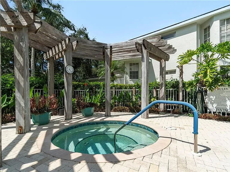 3412 Pointe Creek Ct #102 — Photo 36