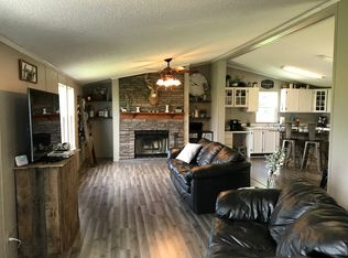 7614 E Sylvania Rd, Bloomfield, IN 47424