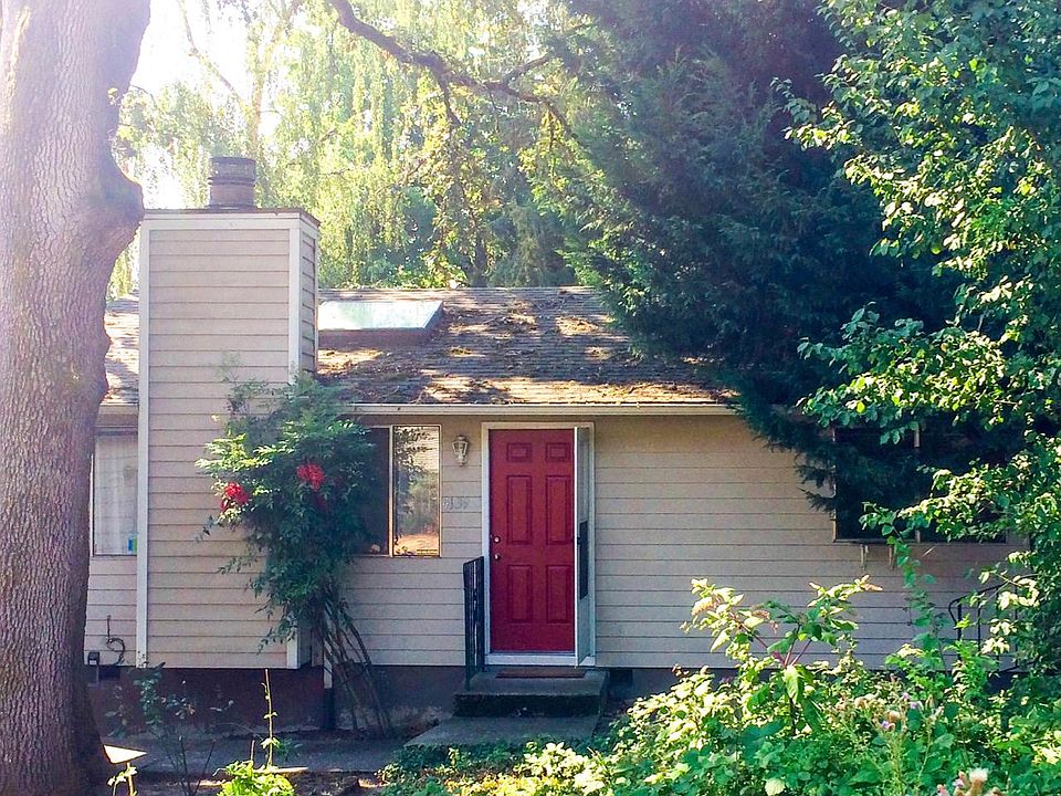 Close to PSU, OHSU but feels like a private bungalow.