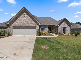 289 Buttonwood Ln, Canton, MS 39046