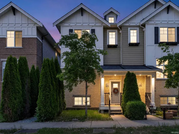 2290 164a St, Surrey, BC V3Z 0L8