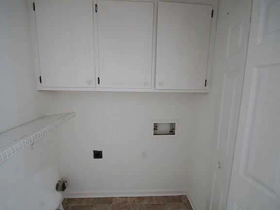 3rd image of 3822 Sterling Pointe Dr Unit L7