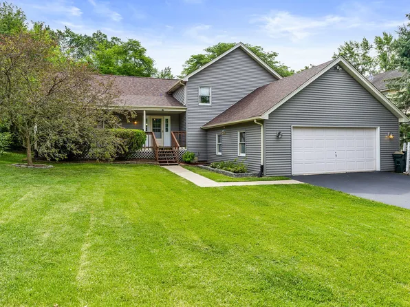 8923 Palisades Rd, Burr Ridge, IL 60527