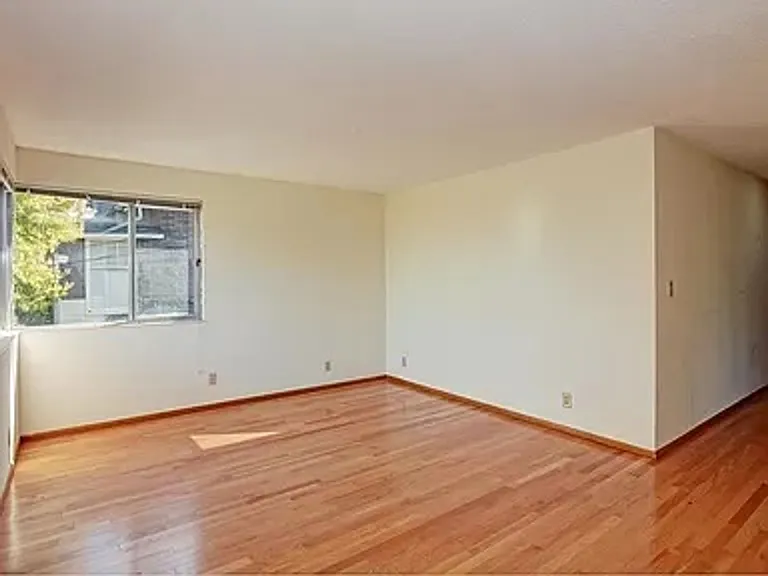 West Etruria Apartments — Photo 5