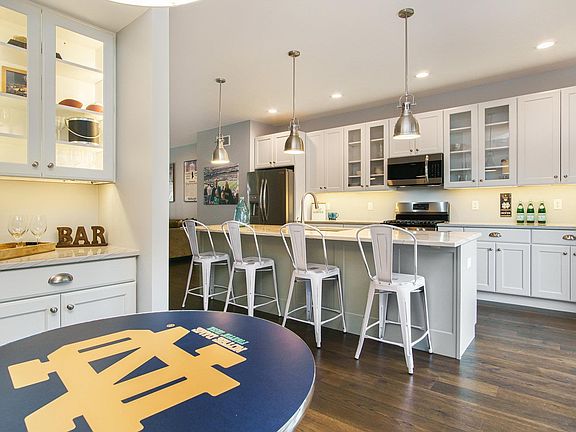 5th image of 403 S Frances St #6