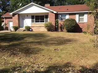1947 Tabor Cir, Gadsden, AL 35904