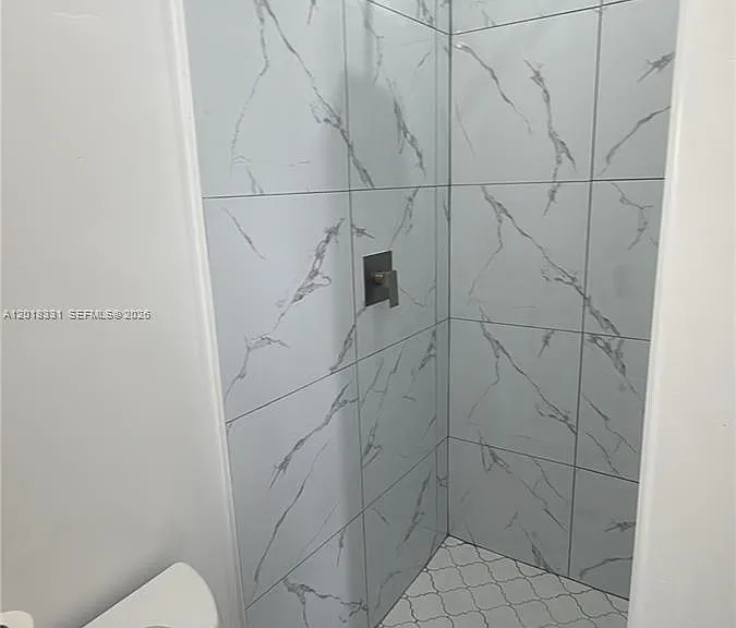 133 NW 43rd Pl #B — Photo 21