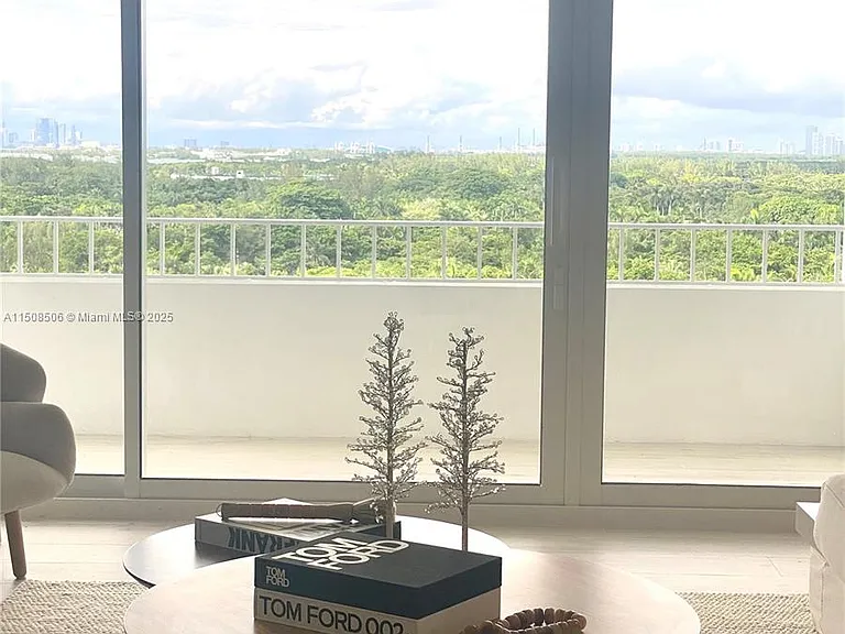199 Ocean Lane Dr #1112 — Photo 31