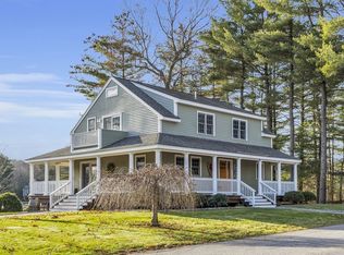 33 Johnson St, Lunenburg, MA 01462