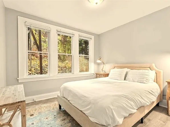 206 Oakview Ave, Pittsburgh, PA