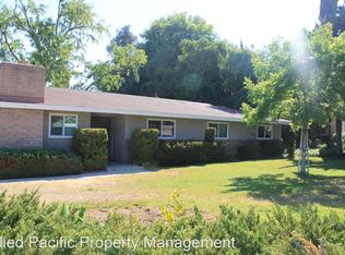 407 Eucalyptus Dr, Redlands, CA 92373