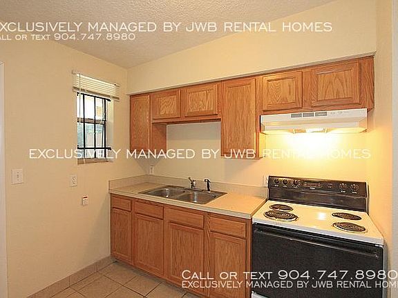 3rd image of 1580 W 19th St APT 3
