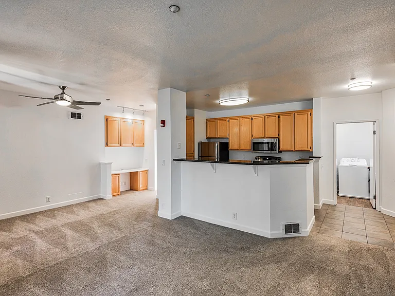 Renaissance Apartments — Photo 26