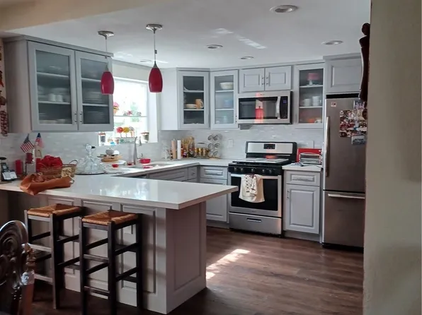 2928 E Hollingworth St, West Covina, CA 91792