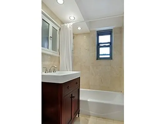 Sold by Corcoran | media 28