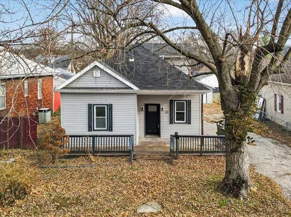 112 N 4th St, Dupo, IL 62239