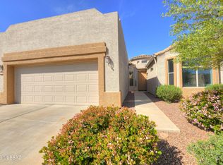 694 W Moorwood St, Green Valley, AZ 85614