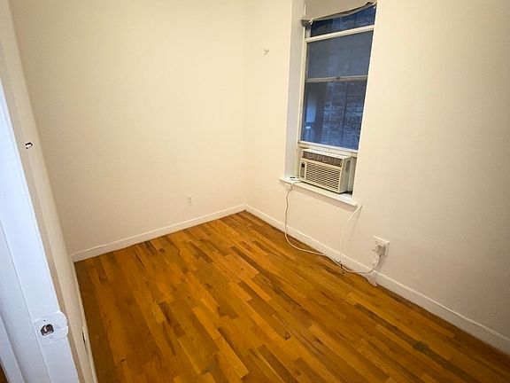 4th image of 225 Columbus Ave #4NN