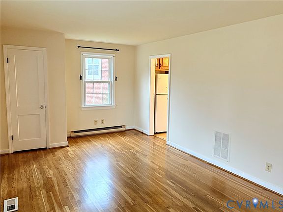 4th image of 7409 Oakmont Dr