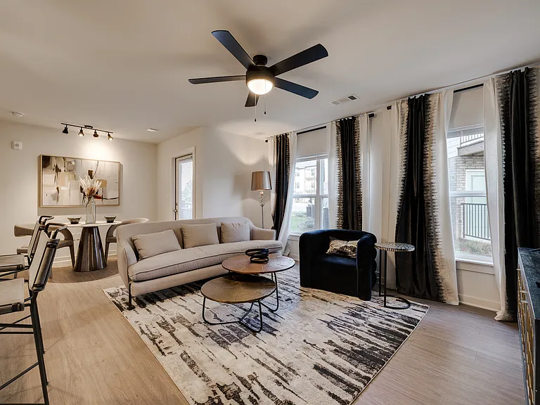Brentwood Apartments — Photo 46
