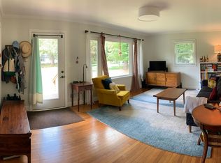 325 Barclay Rd, Chapel Hill, NC 27516