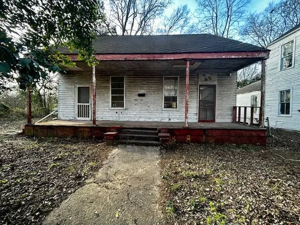 1212 Grammar St, Vicksburg, MS 39180