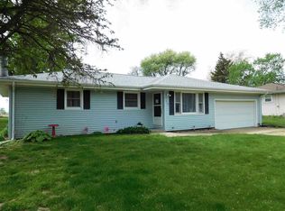 214 W Glen St, East Peoria, IL