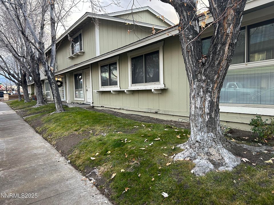 1st image of 828 Woodglen Dr APT 2