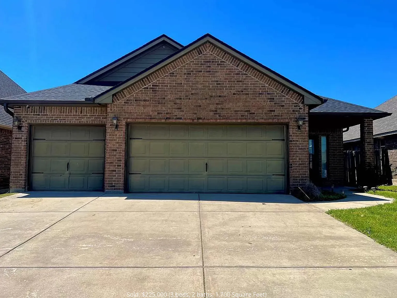 3 bed, 1700 sqft, $2,100 — Photo 1