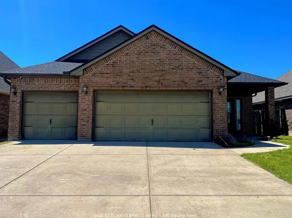 907 SW 80th St, Lawton, OK 73505
