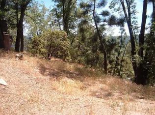 Overlook Ln, Lake arrowhead, CA 92352