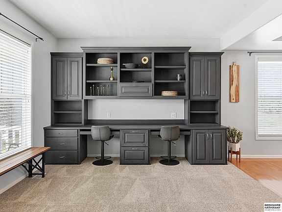 5th image of 15802 Stony Cir