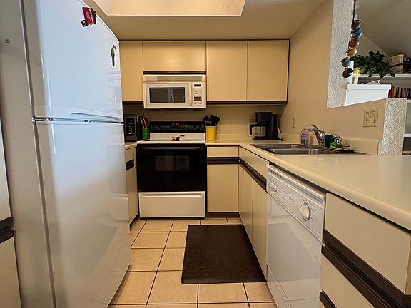 3rd image of 1820 E Morten Ave Unit 110