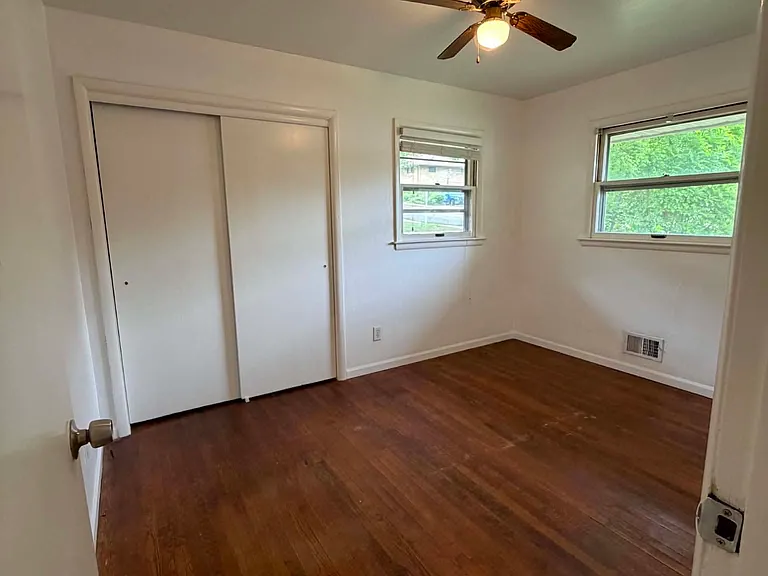 3412 Harney Ct — Photo 7