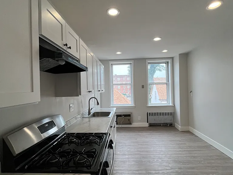 735 Avenue C #2 — Photo 5