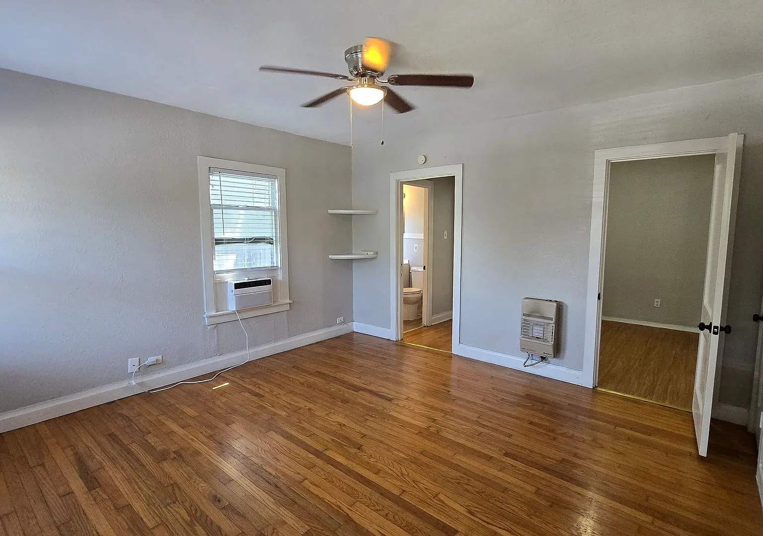 1 bed, 710 sqft, $875 — Photo 3
