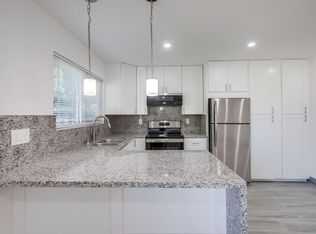 458 Ballantyne St #9, El Cajon, CA 92020