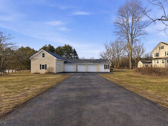 4th image of 203 Johnsonburg Rd