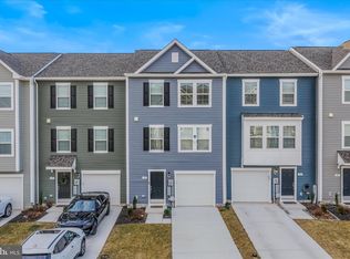 19 Clifton Mnr, Falling Waters, WV 25419