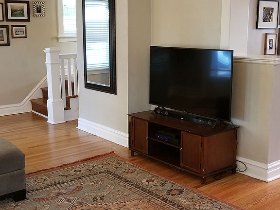 4th image of 7528 Lovella Ave
