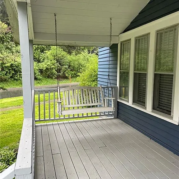 360 S Indiana Ave — Photo 3