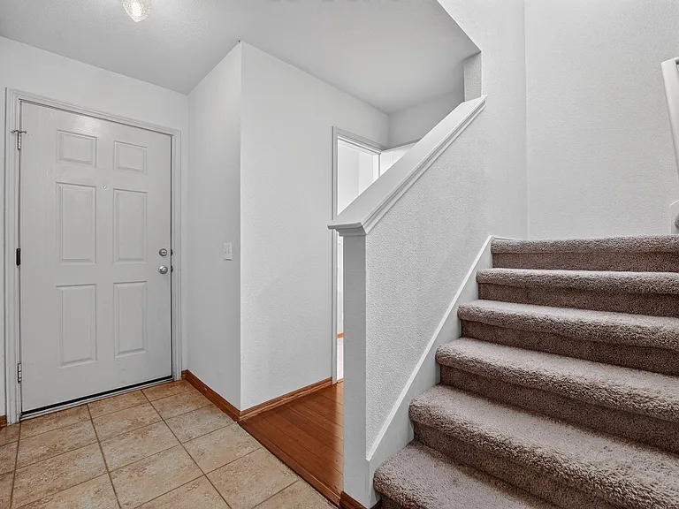 2412 Kale Dr — Photo 6