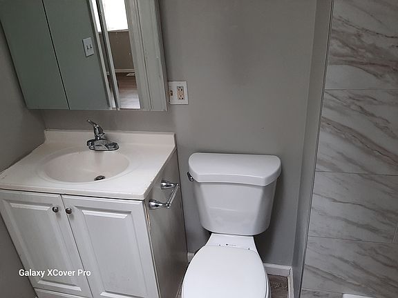 3rd image of 2100 S 1st Ave APT 2B