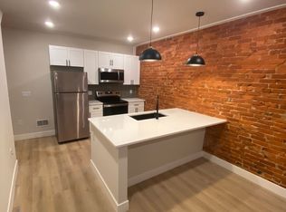 121 W Sharpnack St #1, Philadelphia, PA 19119