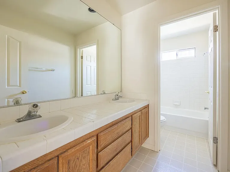 5807 Devon Dr — Photo 13